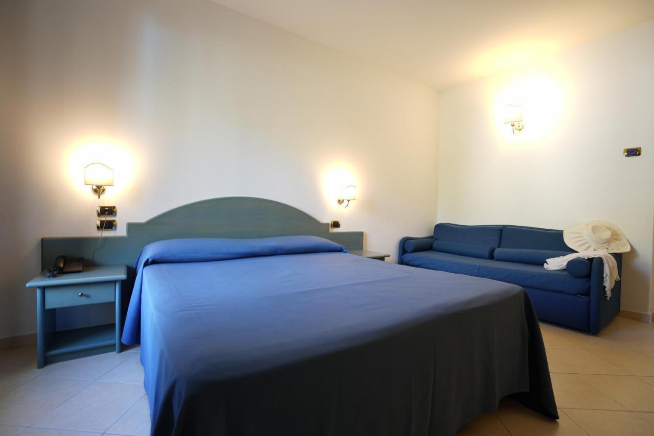 Hotel Scoglio Del Leone Zambrone Kültér fotó