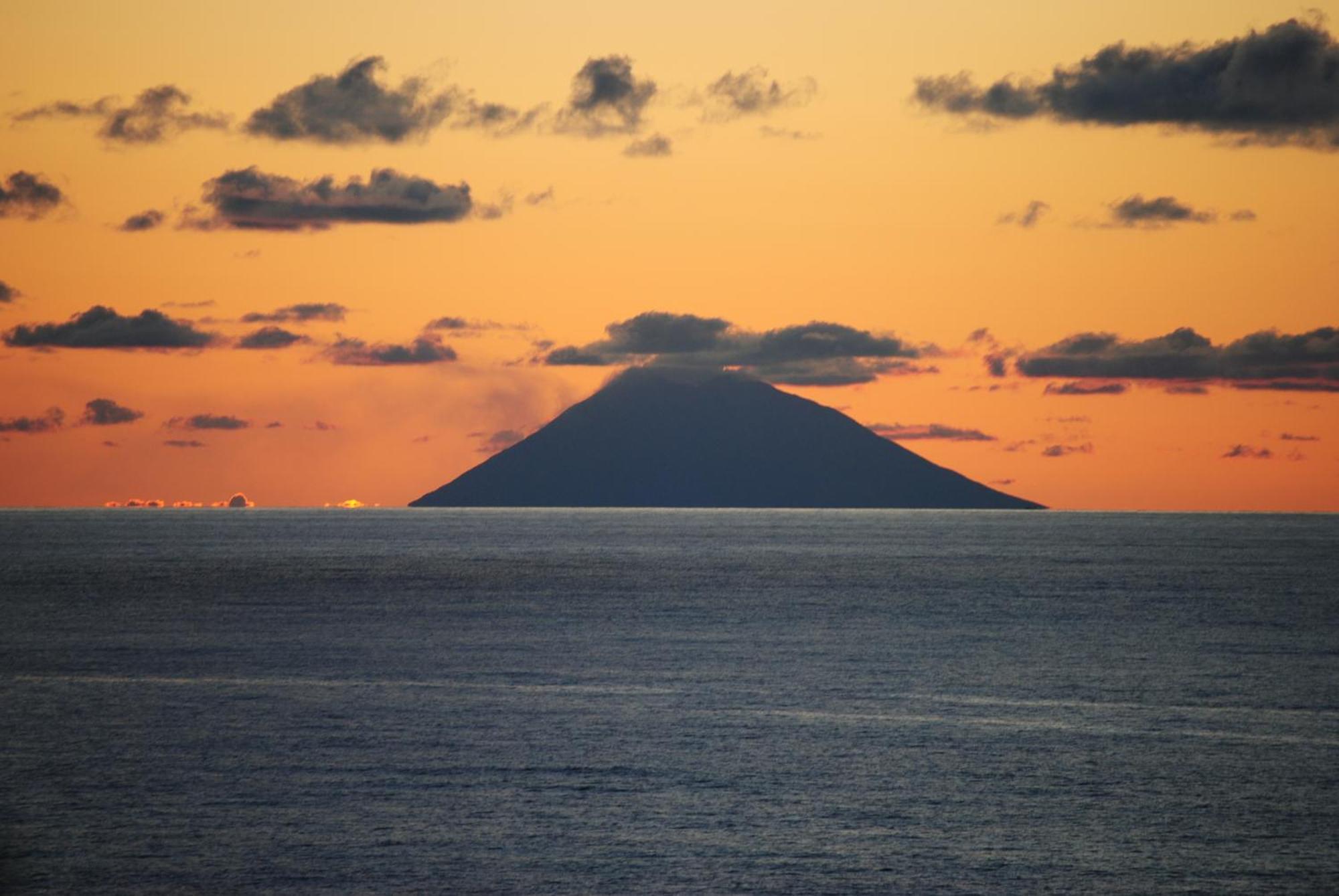 Hotel Scoglio Del Leone Zambrone Kültér fotó