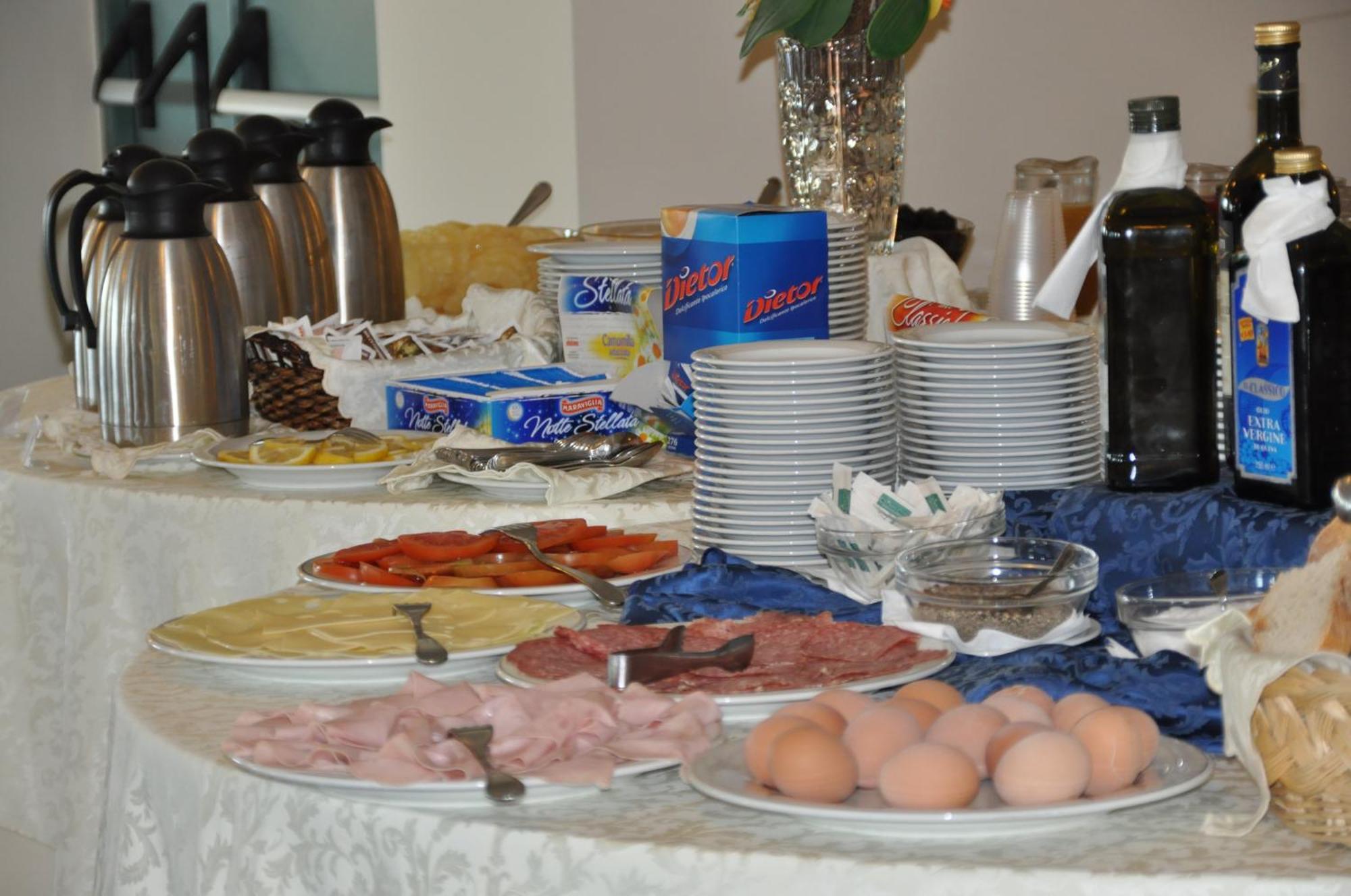 Hotel Scoglio Del Leone Zambrone Kültér fotó