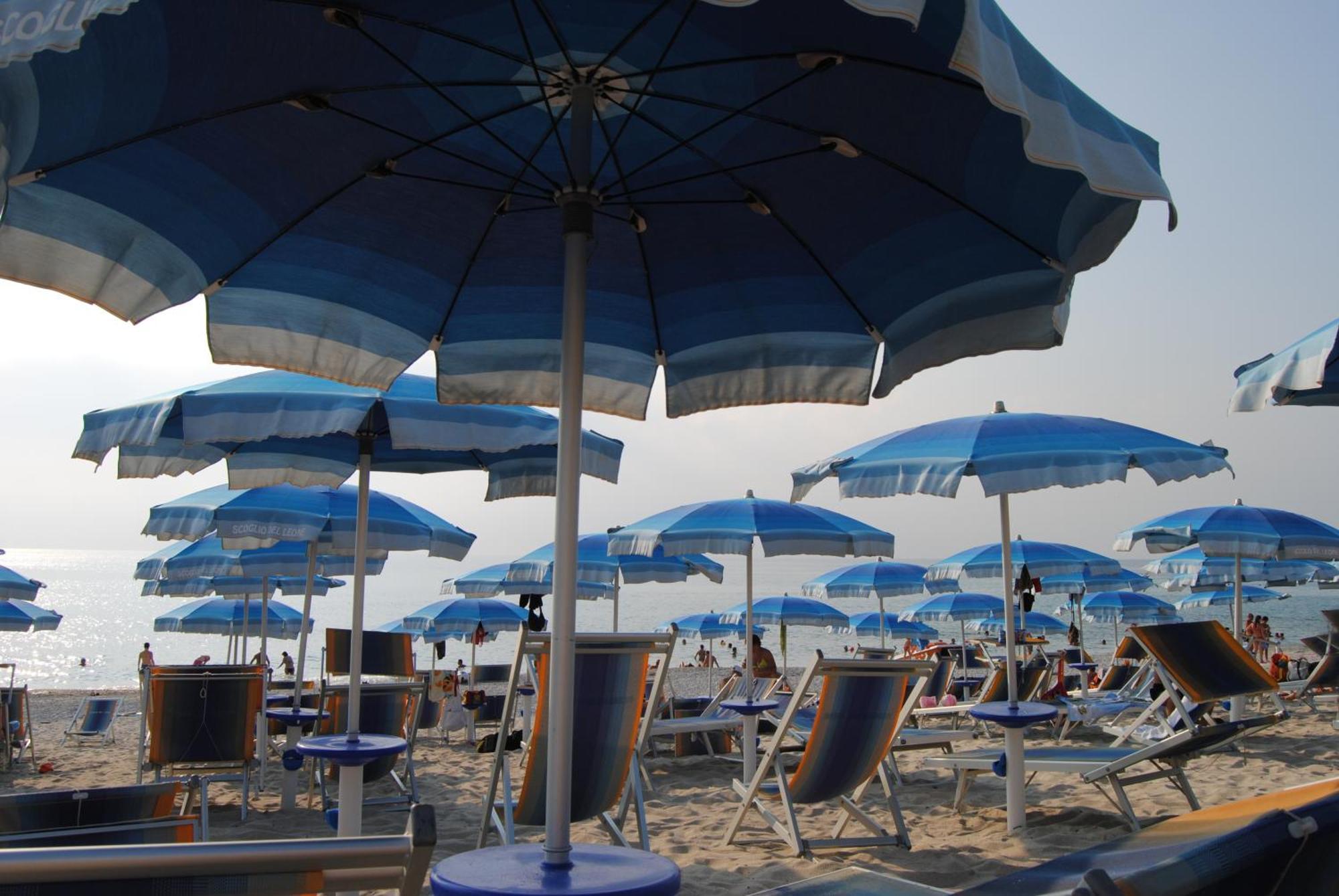 Hotel Scoglio Del Leone Zambrone Kültér fotó